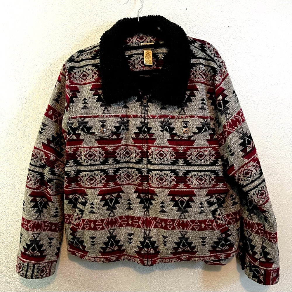 Duluth Trading Company Aztec print insulated barn jacket XXL